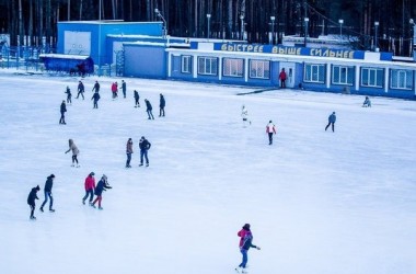 Открытые катки начали работать в Могилеве