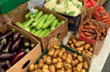 Свежую продукцию по низким ценам можно приобрести на ярмарке в выходные