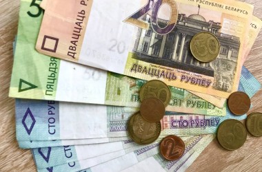 Размер минимальной зарплаты с января 2023 года увеличится почти на 15%