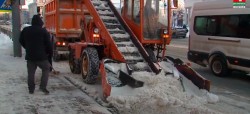 С улиц Могилева вывозят 3000 кубометров снега в сутки (Видео)