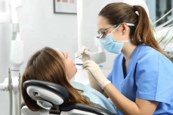 Цены на стоматологические услуги снизятся по отдельным видам на 33-47%