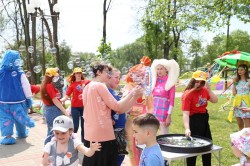 Праздник «Должны смеяться дети» пройдет в парке в Подниколье 1 июня