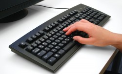 Компьютерную технику с повышенным содержанием свинца изъяли из продажи в Могилеве