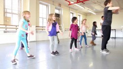 Программу танцевальных факультативов для школьников утвердило Минобразования
