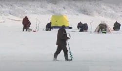 ОСВОД предупреждает: выходить на лед при плюсовой температуре опасно!