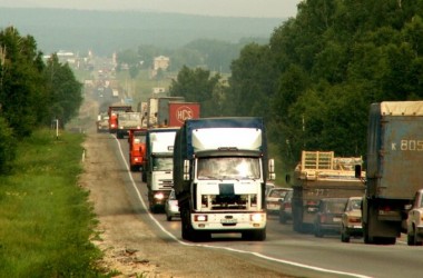 Из-за жары в Могилеве ограничили движение большегрузов