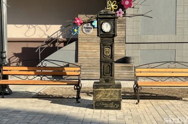 Улица Ленинская заиграла новыми красками: кованые музыканты, старые гравюры и арт-объекты