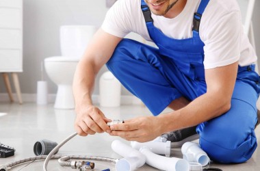 Просто ли найти в Могилеве сантехника для небольшого заказа?