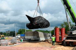 Отреставрированный танк Т-34-85 вернулся на историческую точку в Могилеве