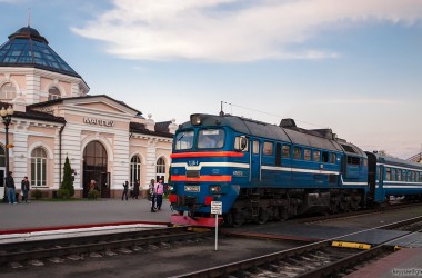 Более 130 дополнительных поездов назначила БЖД на праздничные дни в апреле-мае