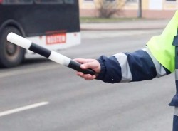 ГАИ призывает сообщать о нетрезвых водителях по телефону 102