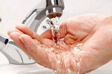 Горячую воду в центре Могилева включают на неделю раньше срока