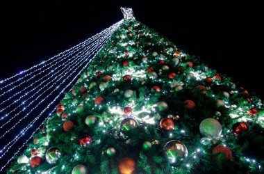 Молодежное шоу и включение огней на главной елке состоится 15 декабря