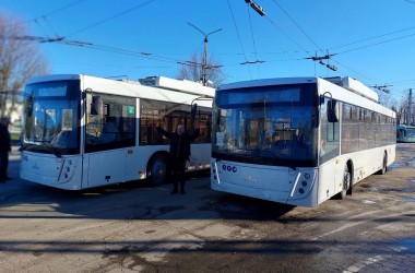 Несколько новых троллейбусов с автономным ходом появились в Могилеве