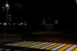 В Могилеве появился первый проекционный пешеходный переход