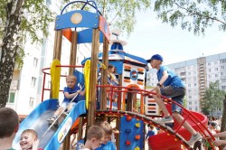 Новые детские площадки появляются в Могилеве