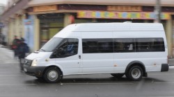 Маршрутки обязали оснастить терминалами для безналичной оплаты