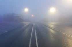 ГАИ предупреждает водителей о тумане и призывает к осторожности