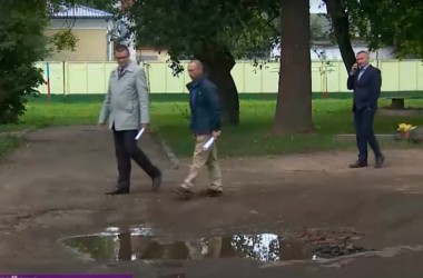 Дороги периферии города ждут благоустройства (Видео)