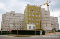 Детское отделение и подстанцию скорой помощи поликлиники в Казимировке Могилева в планах сдать в августе