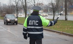 При проверке ГАИ теперь нужно предъявлять только два документа