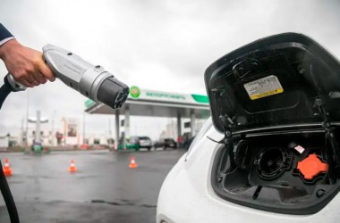 С 10 марта вводятся новые тарифы на зарядку электромобилей