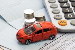 Автовладельцы начали получать новые счета на транспортный налог