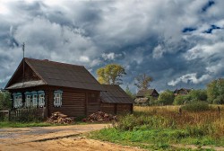 Подписан указ об отчуждении пустующих домов на селе