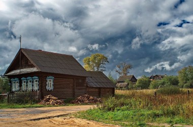Подписан указ об отчуждении пустующих домов на селе