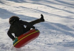 Более 200 детей травмировались во время катания с горок этой зимой в Беларуси