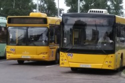 В работе пригородных автобусов в праздничные дни апреля и мая предусмотрены изменения