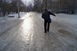 Водители, будьте внимательны в сложных погодных условиях!