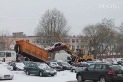 С начала года ЖРЭУ Октябрьского района Могилева утилизировало 16 транспортных средств