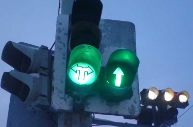 Дополнительная секция для движения появилась на перекрестке Мира и Королева