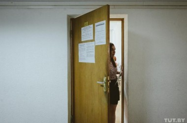 В Беларуси переносят сроки вступительной кампании. Проводить выпускные или нет, будут решать сами школы