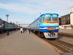 Скидку 50% предоставят пенсионерам на проезд в электричках с 1 мая