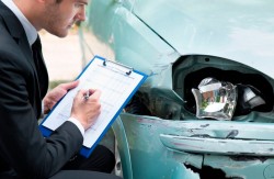 Определение размера ущерба при ДТП изменится с 15 октября