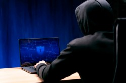 Как не стать жертвой кибермошенников