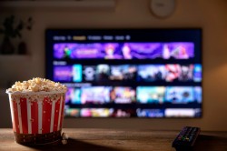 Кино против игр: что выбрать для вечера?