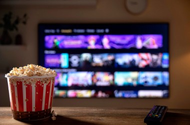 Кино против игр: что выбрать для вечера?