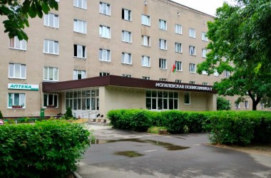 Минздрав утвердил режим работы медучреждений на 3 и 4 июля